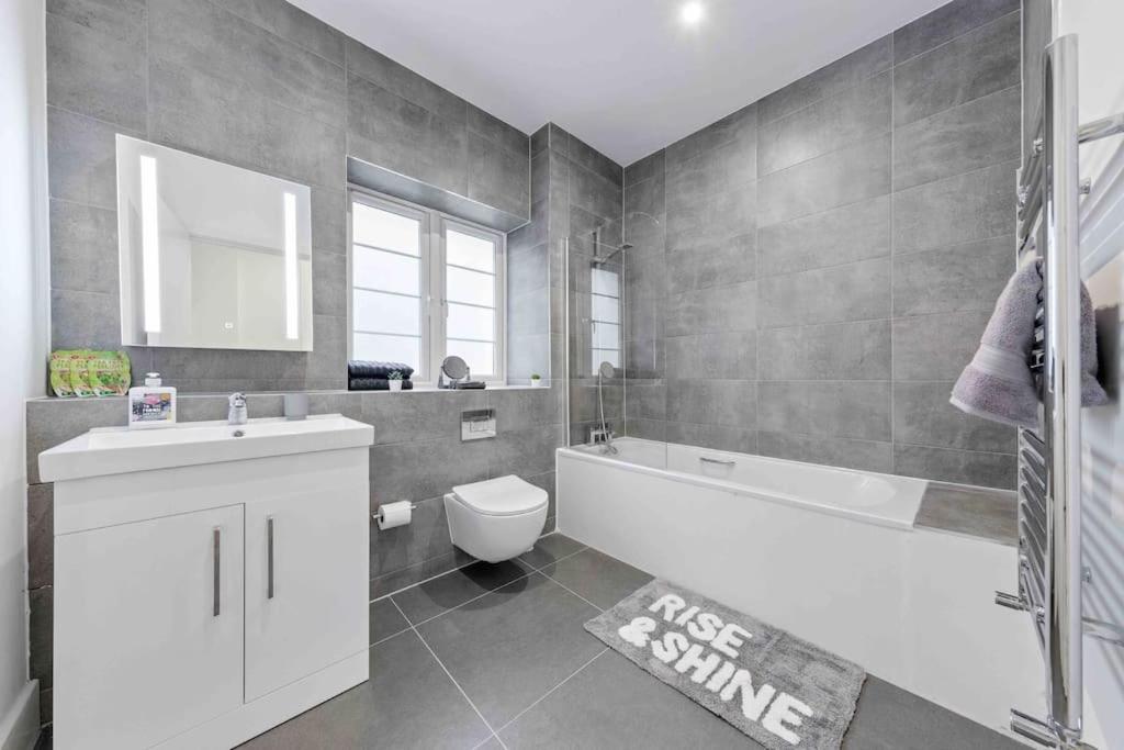 Holiday Home Sleep 8 Central London 9Elms Exterior foto