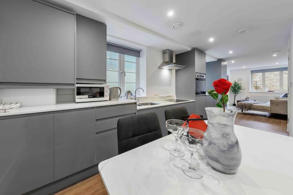 Holiday Home Sleep 8 Central London 9Elms Exterior foto